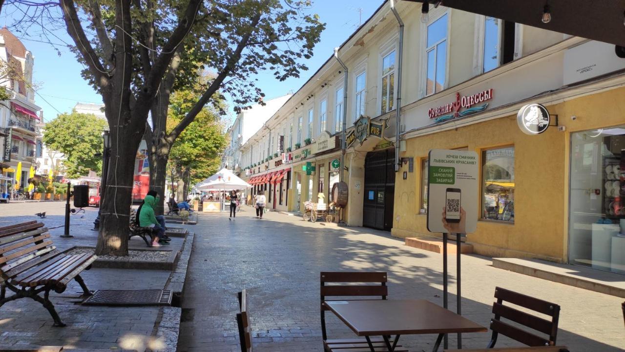 Квартира На Дерибасовcкой โอเดสซา ภายนอก รูปภาพ